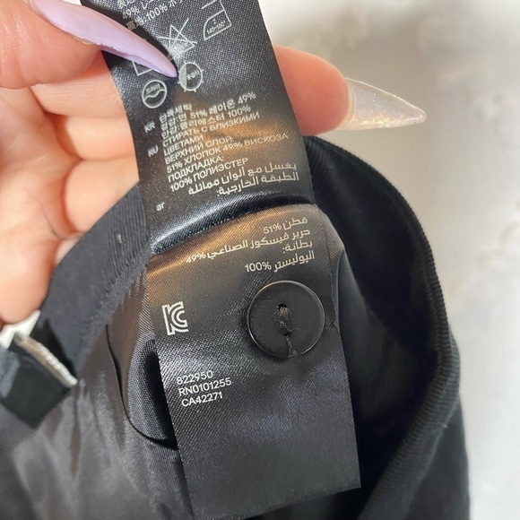 H&M black textured mini skirt size 10 - Picture 6 of 7